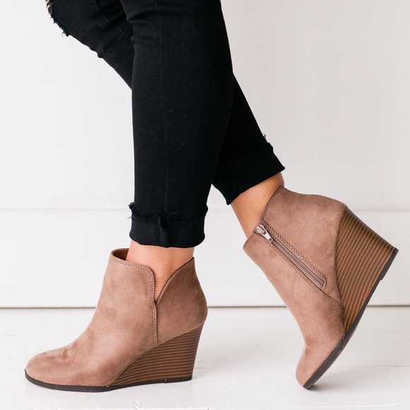 Fabutiq Shoes - HP BEST IN BTQS Taupe wedge bootie